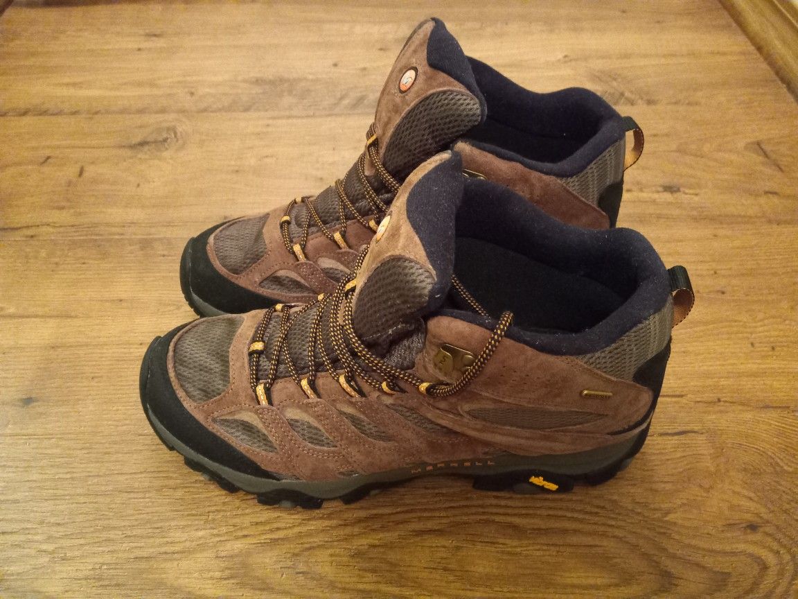 Mens Merrell Size 13 Hiking Boots