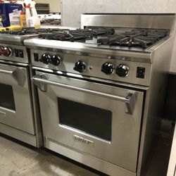 Wolf 30” Stainless Steel Gas Range Stove 
