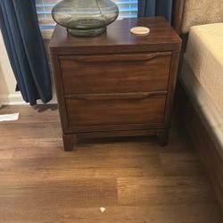 Bedroom Furniture Set 