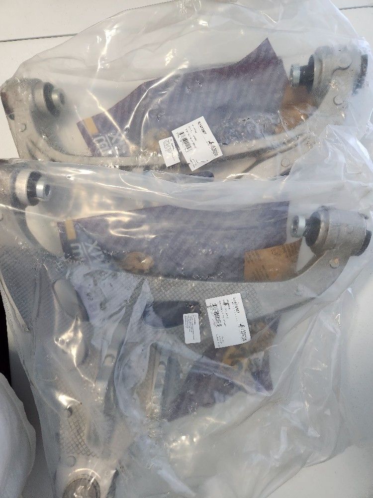 NEW 2004 - 2008 Ford F150 Control Arms