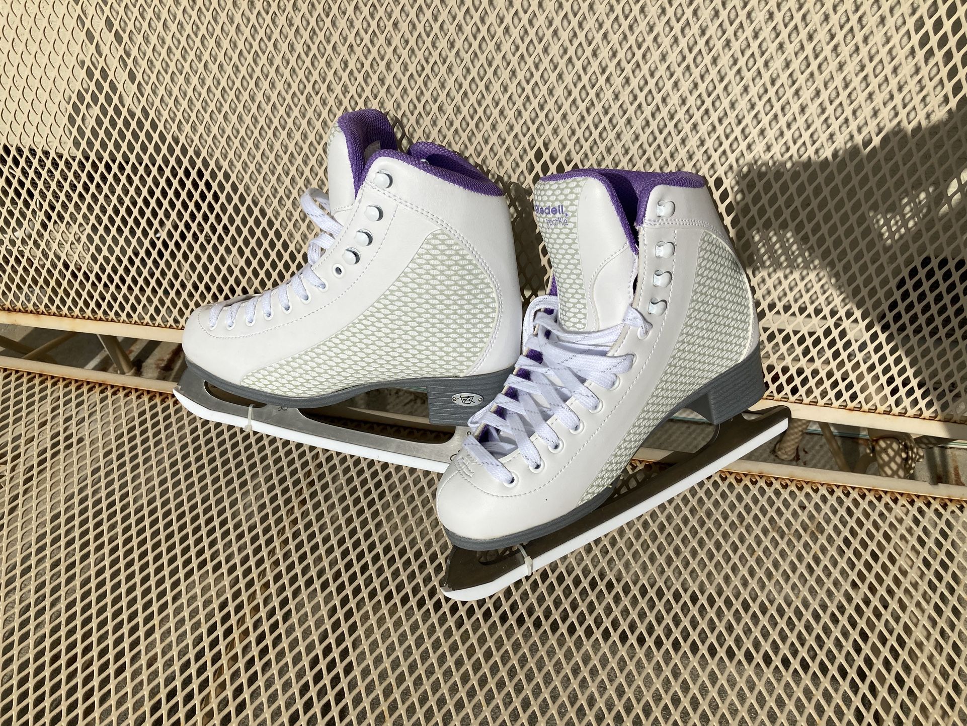 Riedell 4 Sparkle Ice Skates