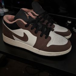 Nikes $40 Just Need A Good cleaning