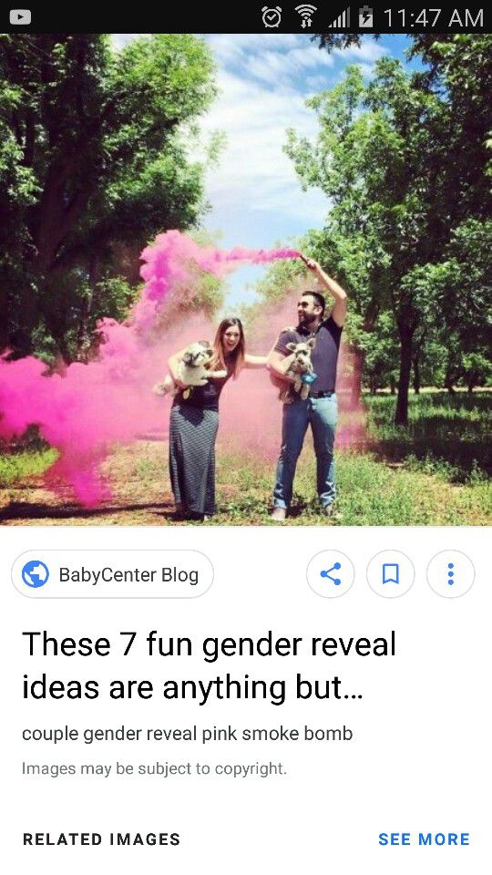 Gender reveal smoke bomb