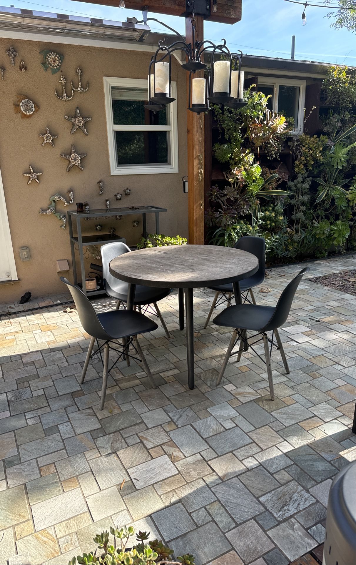 Table & 4 Chairs