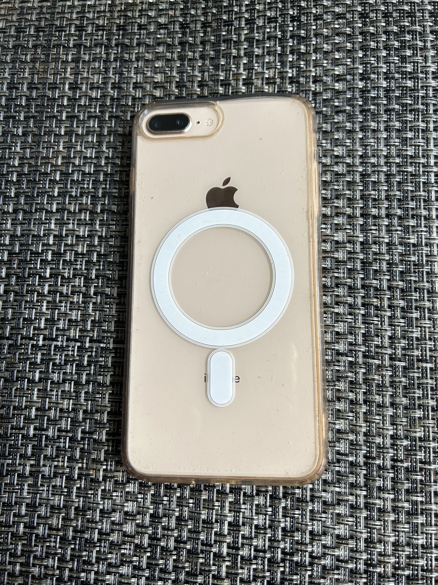 iPhone 8 Plus