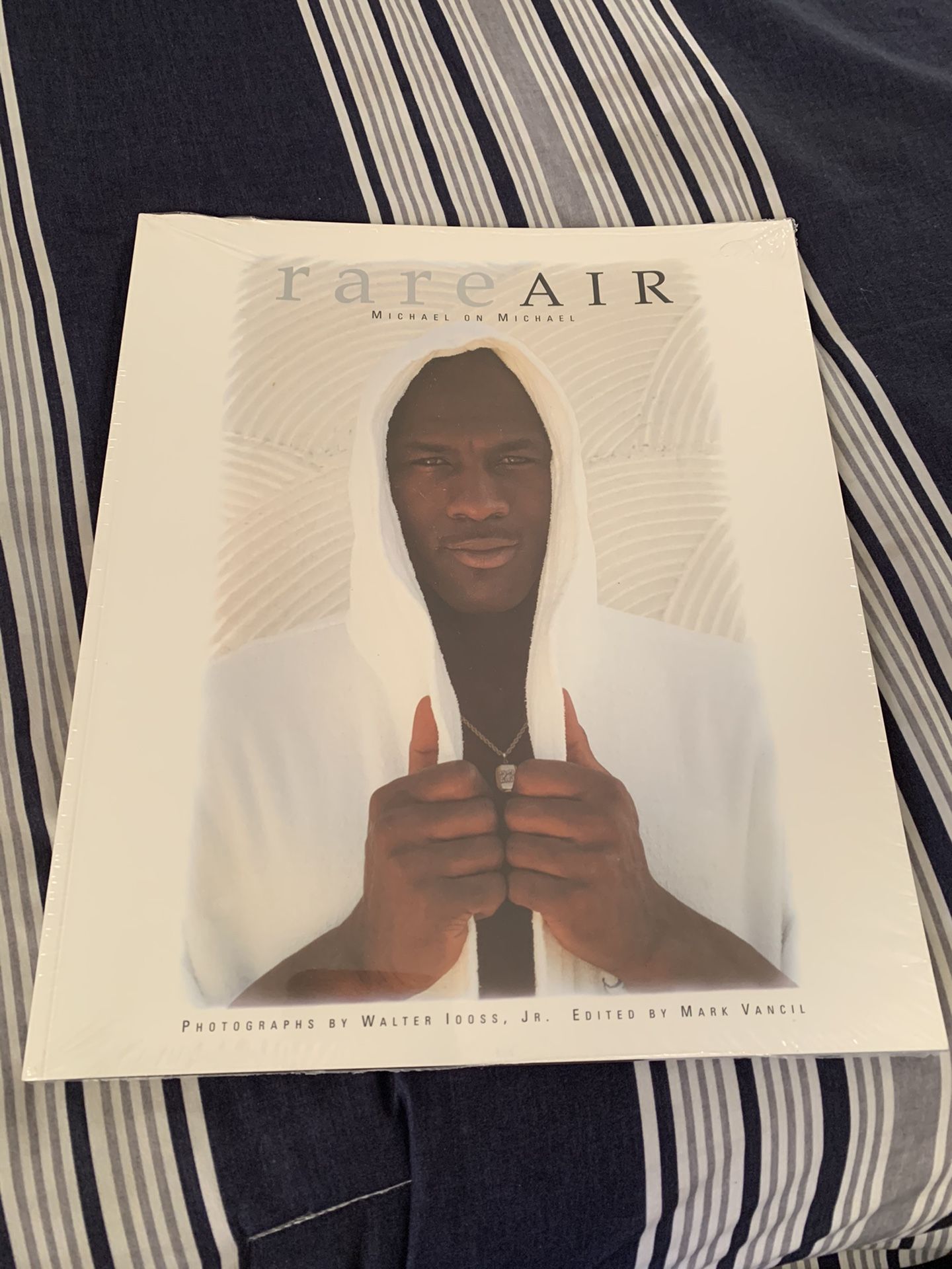 ?Michael Jordan “Rare Air” Book (Original Wrap)