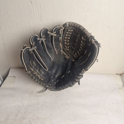 Softball Glove, 13. 5"