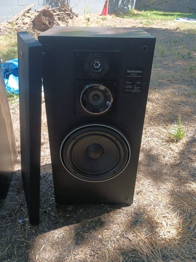 Technics 10 Inch 3 Way House Speakers for Sale in Stockton, CA OfferUp