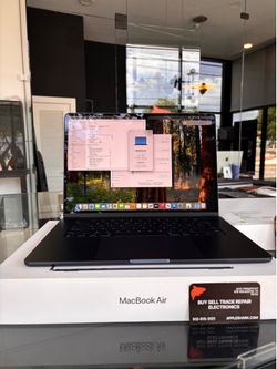 MacBook Air 15” M3 Chip 24GB Ram 1TB SSD! 90 Day warranty! We offer financing.