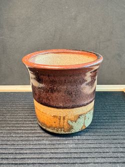 Small Ceramic Cup/Vase