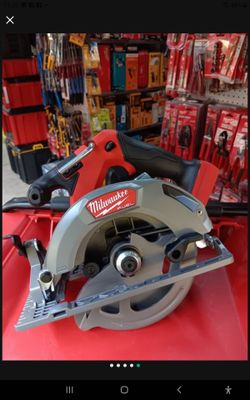 Milwaukee Fuel Cordless Circular Saw 6  1/2 in