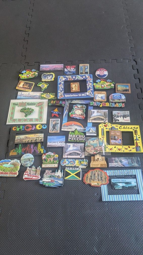 See 12 Pictures. Colección De Calcomanías Magnéticas De Varios Países Para Colocarlas Con Fotos En Su Nevera Todas Por $5