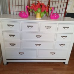 ELEGANT DRESSER 