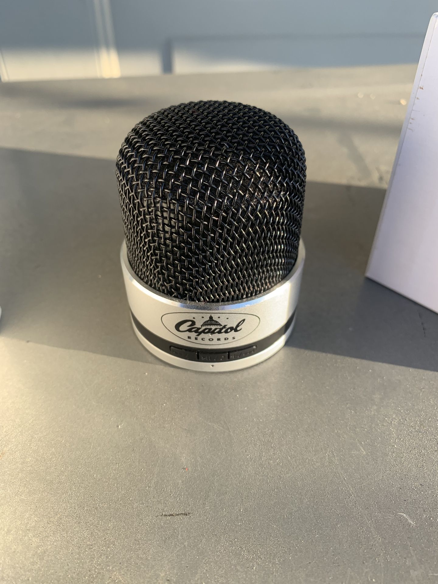 Idol Plus Microphone Head Bluetooth Speaker