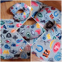 🩷 Sports Travel Blanket & Pillow Set .. Still Available 
