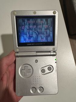 Gameboy Advance SP + 2 games bundle