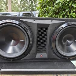 Rockford Fosgate P3 12s In Ported Box 
