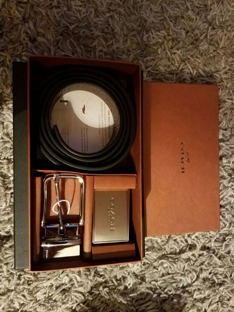 Coach belt set