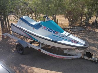 1992 Yamaha WaveRunner 500 with trailer