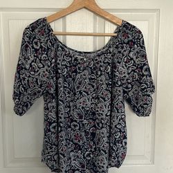 Abercrombie & Fitch top size M, Off shoulder 
