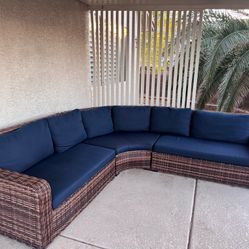 Living Spaces Capri Outdoor 3 Piece 109” Sectional
