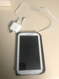 Samsung tablet with charger