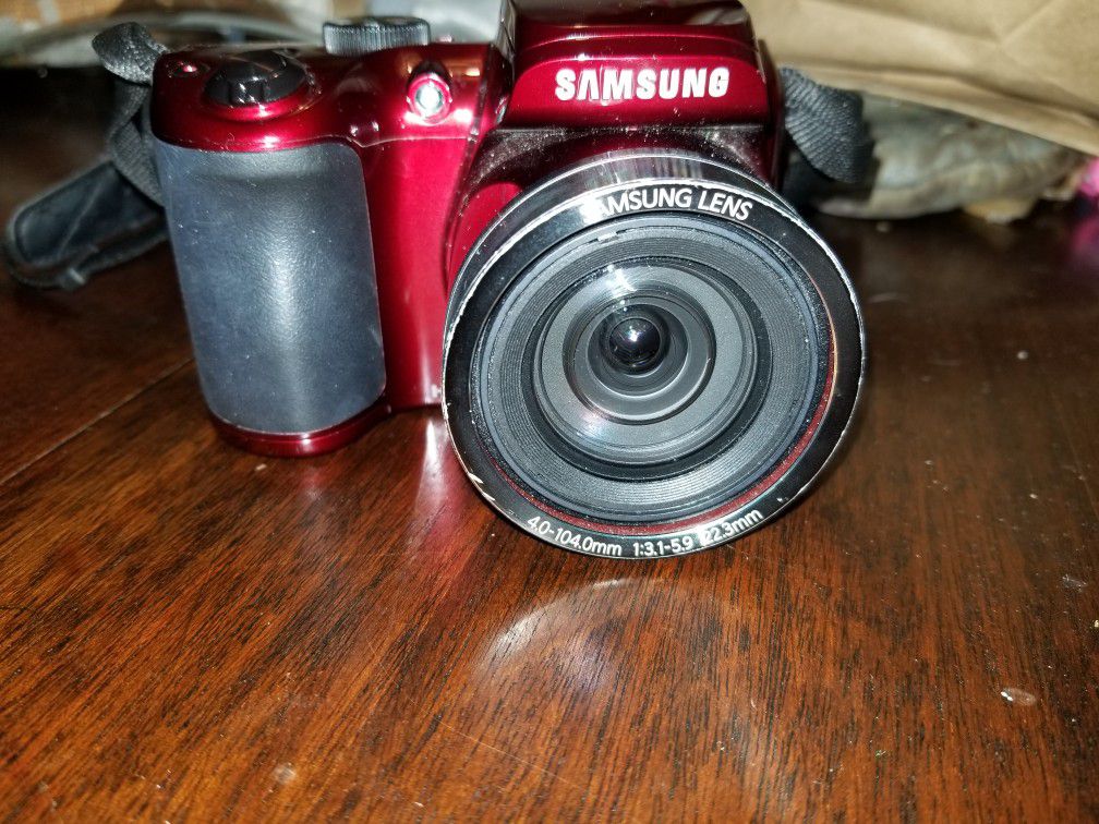 Samsung WB110 digital camera