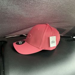 alo yoga wild rose pink (dad hat style strap in back)
