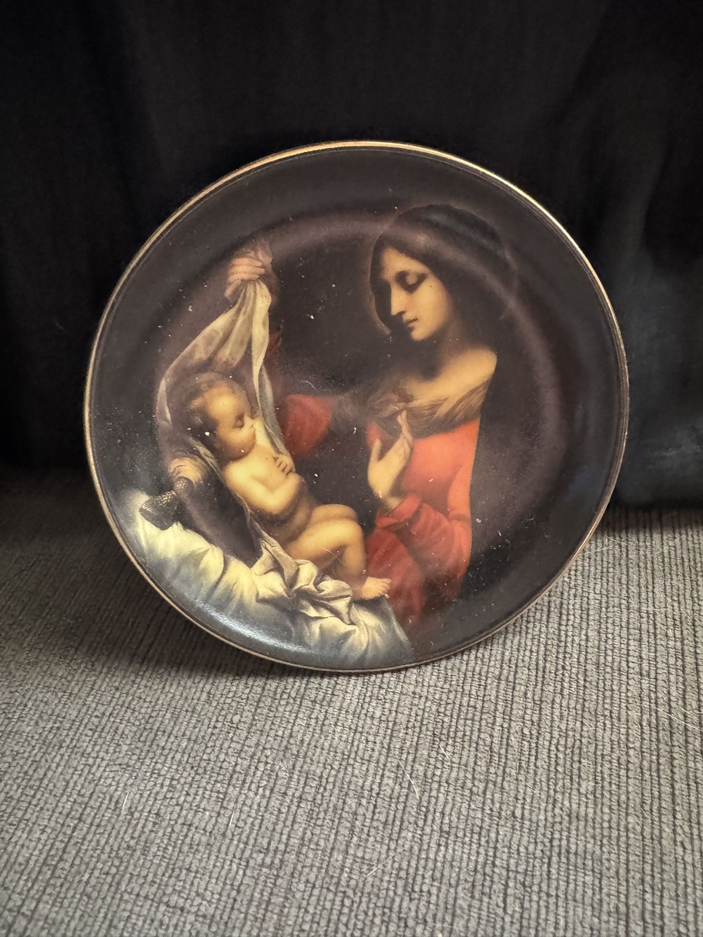 Vintage Madonna & Child 4.5" Collectors Plate, TBN, Limited Edition Christmas 1998, Includes Stand