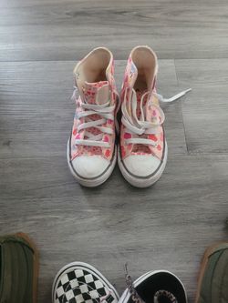 Kids Converse Size 13 $10