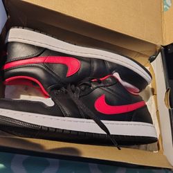 Air Jordan 1 Low Brand New Men's Sz 11