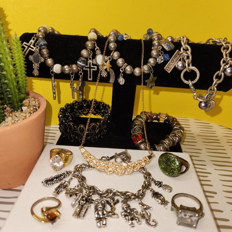 #2389, RARE VICTORIAN LOT OF SILVER PLATED BRACELETS, NECKLACE RINGS SZ 7.5