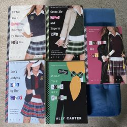 5 Books By Ally Carter