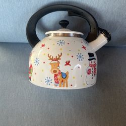 Tea pot