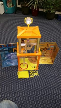 Vintage 1972 GI Joe Adventure Team Headquarters