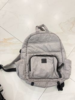 7AM Voyage Gray Quilted Backpack