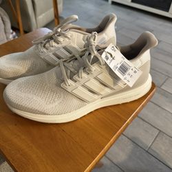 Adidas Ultra  Dream DNA Size 13m