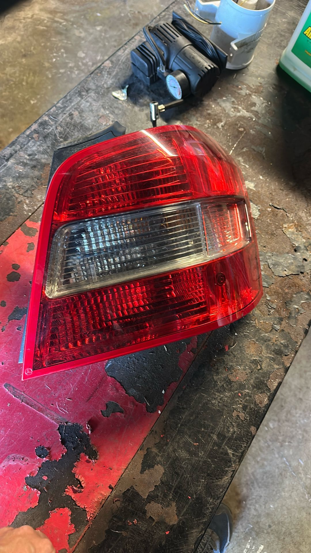 Mercedes-Benz Glk 2010 Passenger Rear Tail Light 