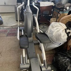 Elliptical Exercise Machine 