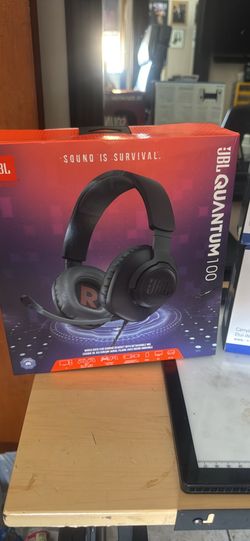 All new jbl quantum 100 PlayStation backbone and caring case