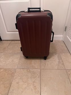 New VinGardeValise Wine Suitcase