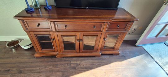 Ellis TV Console – Solid Wood, Interchangeable Glass/Wood Doors