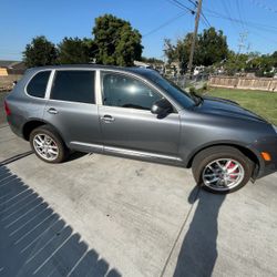 05 Porsche Cayenne Turbo