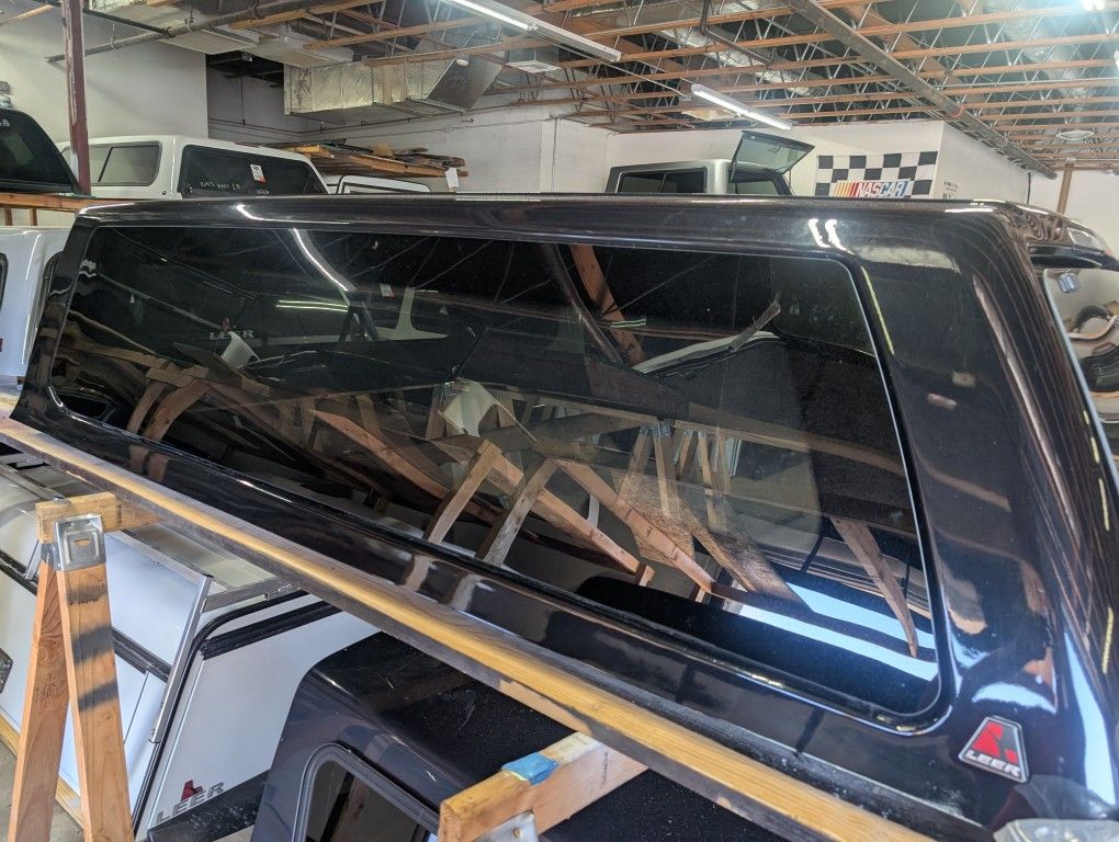 2017-2022 F250/350 Long bed Leer 100XQ Camper Shell