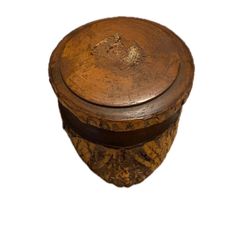 Wooden jewelry/trinket box with natural bark edge