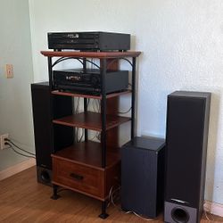 Sony Stereo 5 Disc With Speakers And Subwoofer 