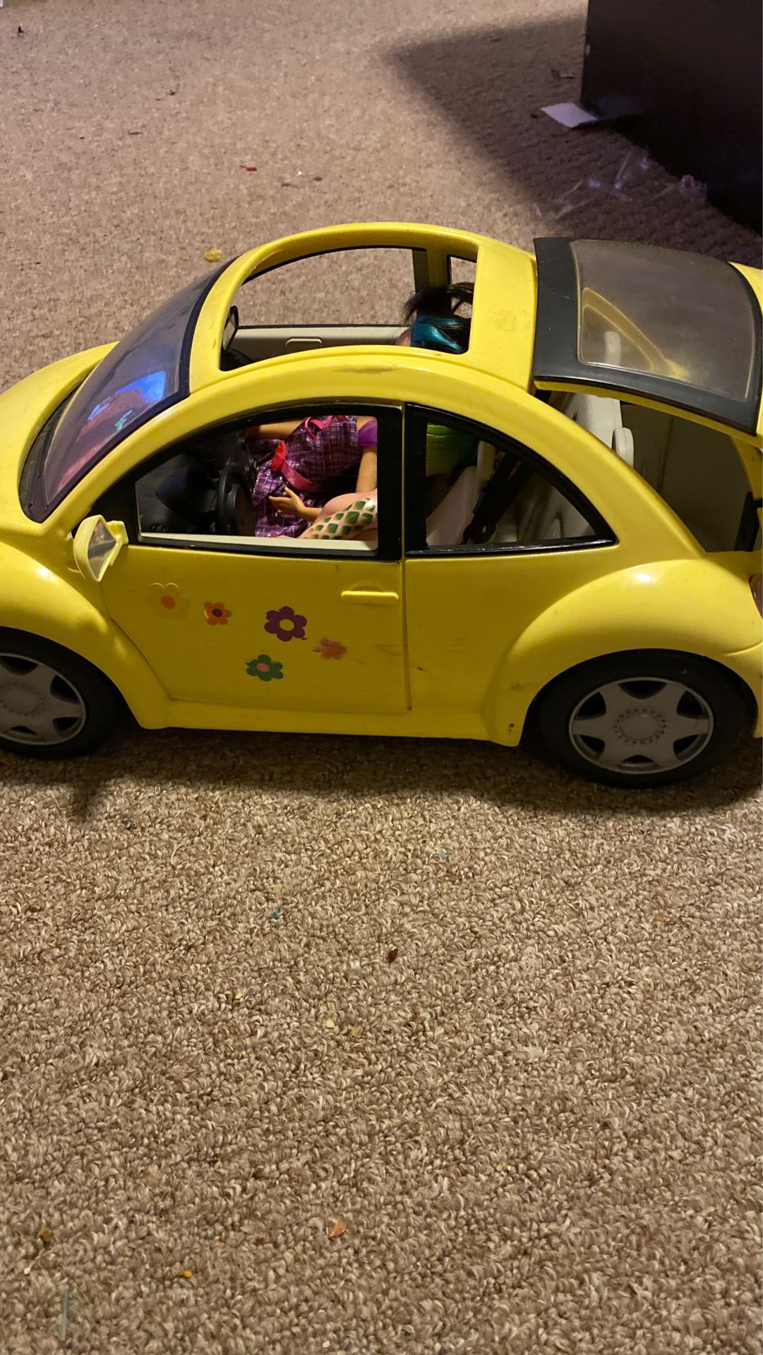 Toy car