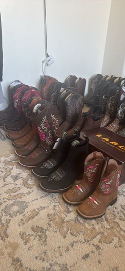 🚨Boots FOR SALE | Sizes 6-10.5 | Brand NEW 🚨