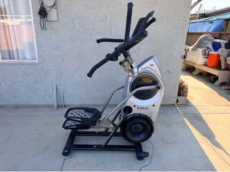 Bowflex Max Trainer M7 Elliptical