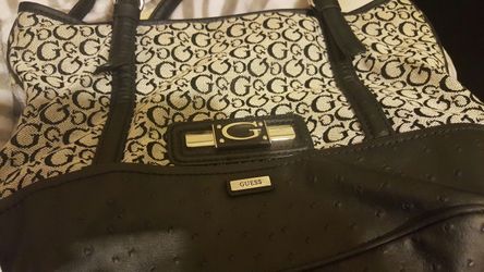 Guess purse